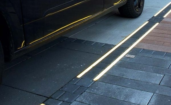 I profili LED per pavimento